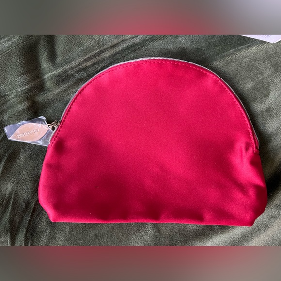 Clarins Travel Size Night Rejuvenating Kit - Picture 2 of 5